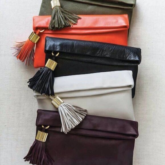 India Hicks Carmen Clutch - Army Green NEW - Picture 3 of 4